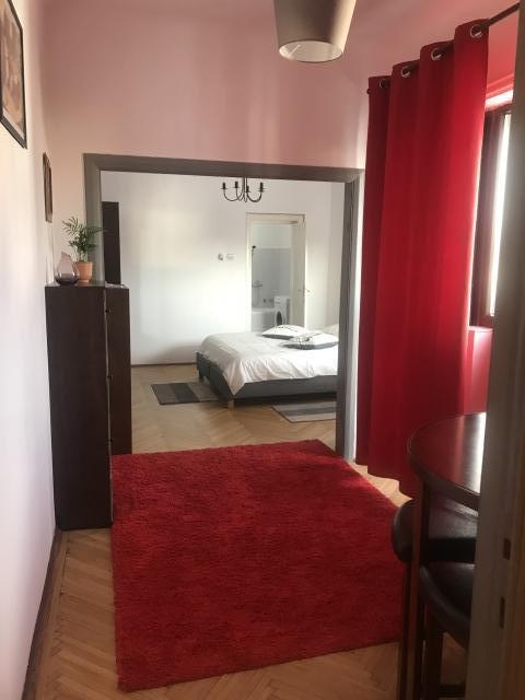 Garsoniere, Piața Romană, Piata Romana