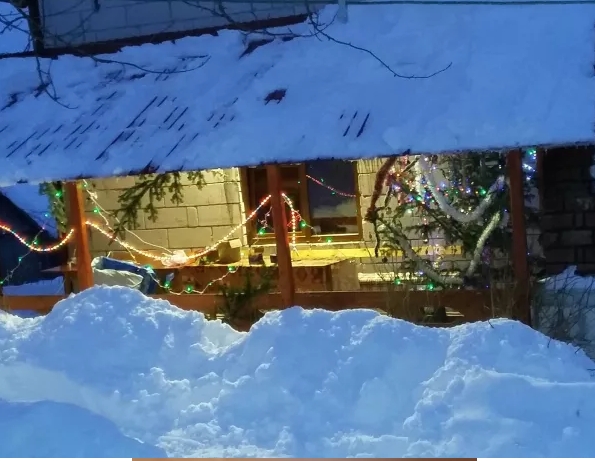 Cabane, Garda de Sus, Ghetarul Scărișoara