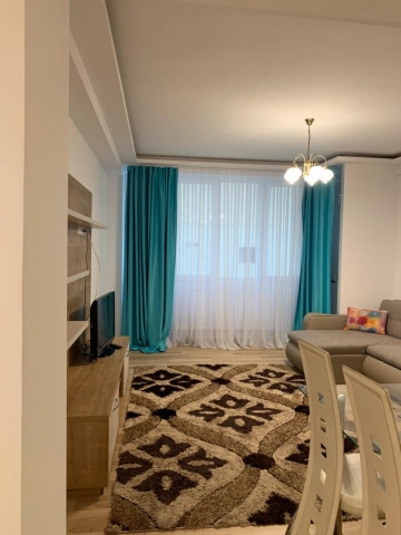 Apartamente 3 camere, Central, Central