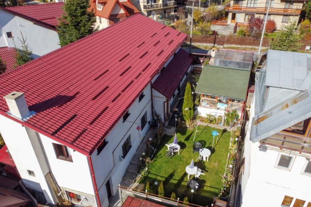 Pensiuni, Central, Parc