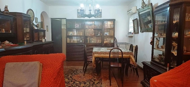 Case, Centru, Scoala nr 1 Pantelimon
