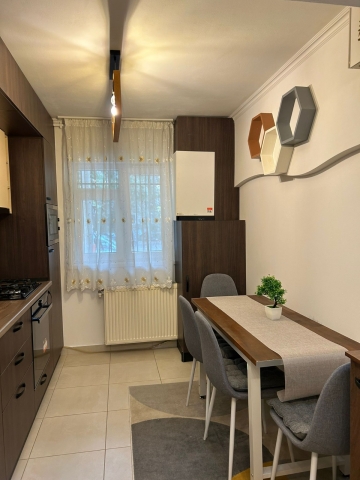 Apartament 4 camere, Fizicienilor, Fizicienilor
