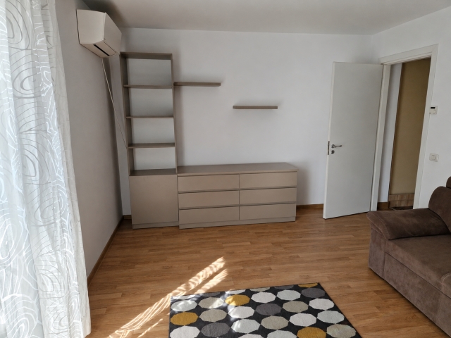 Apartamente 2 camere, București, Titan